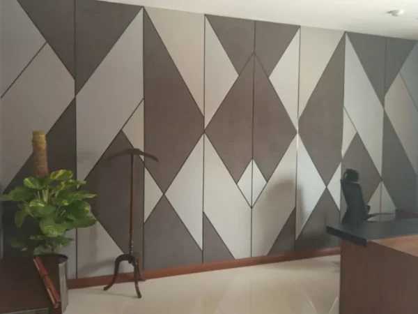 Meeting Room (Decibels)