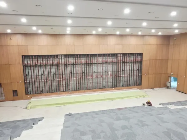 auditorium (Decibels)